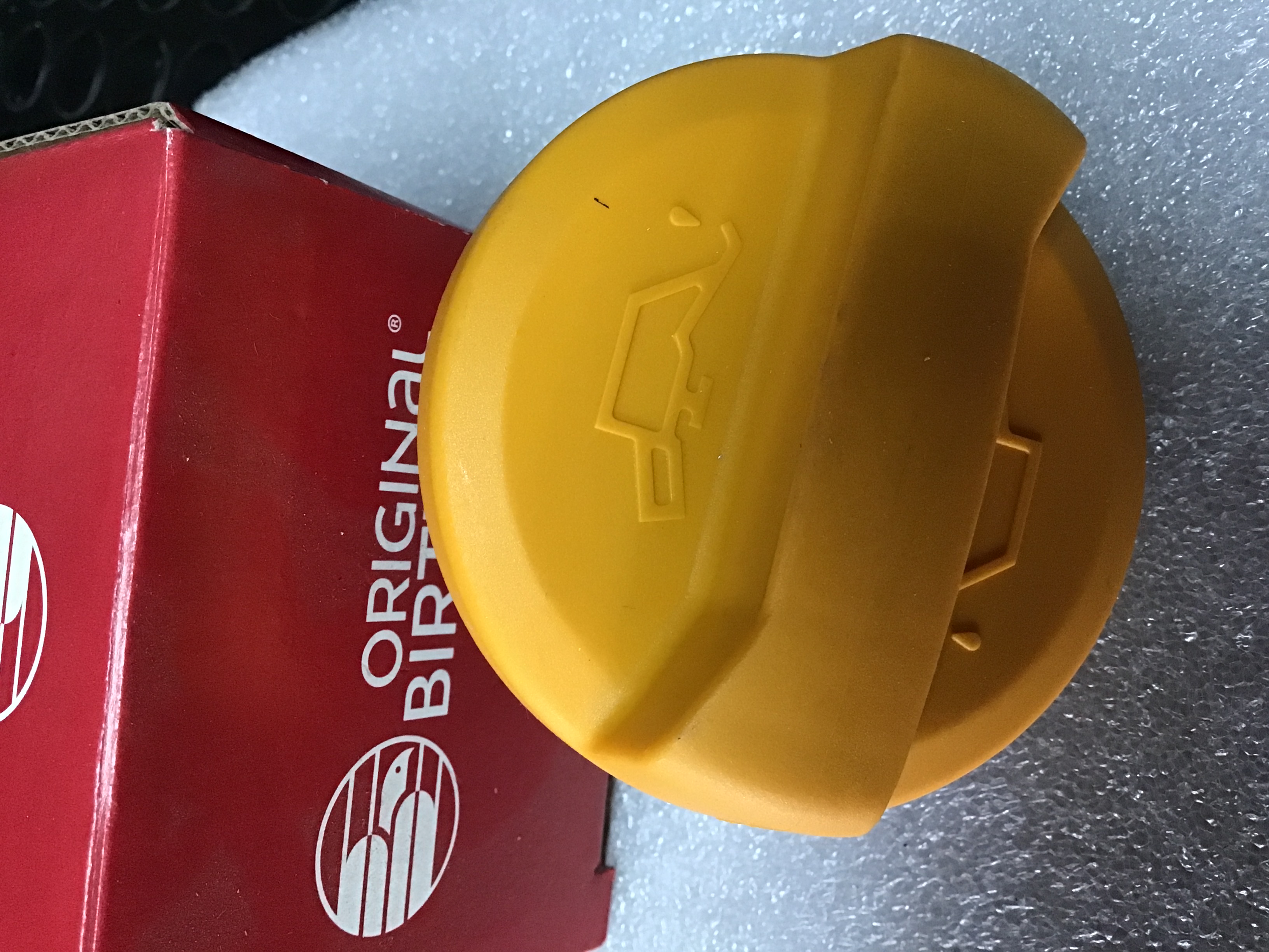 TAPA DE ACEITE MOTOR