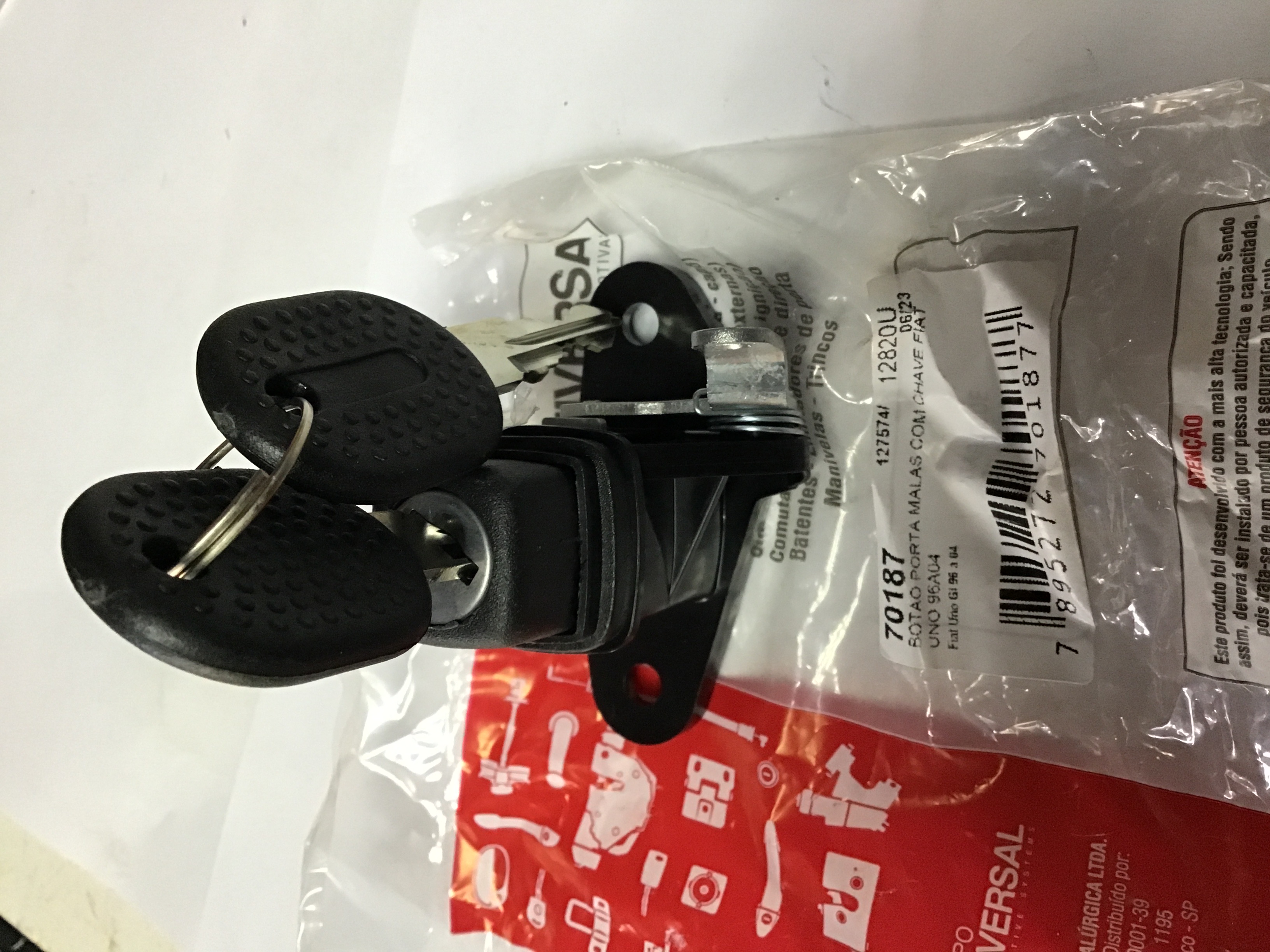 PULSANTE DE MALETA C/ LLAVES