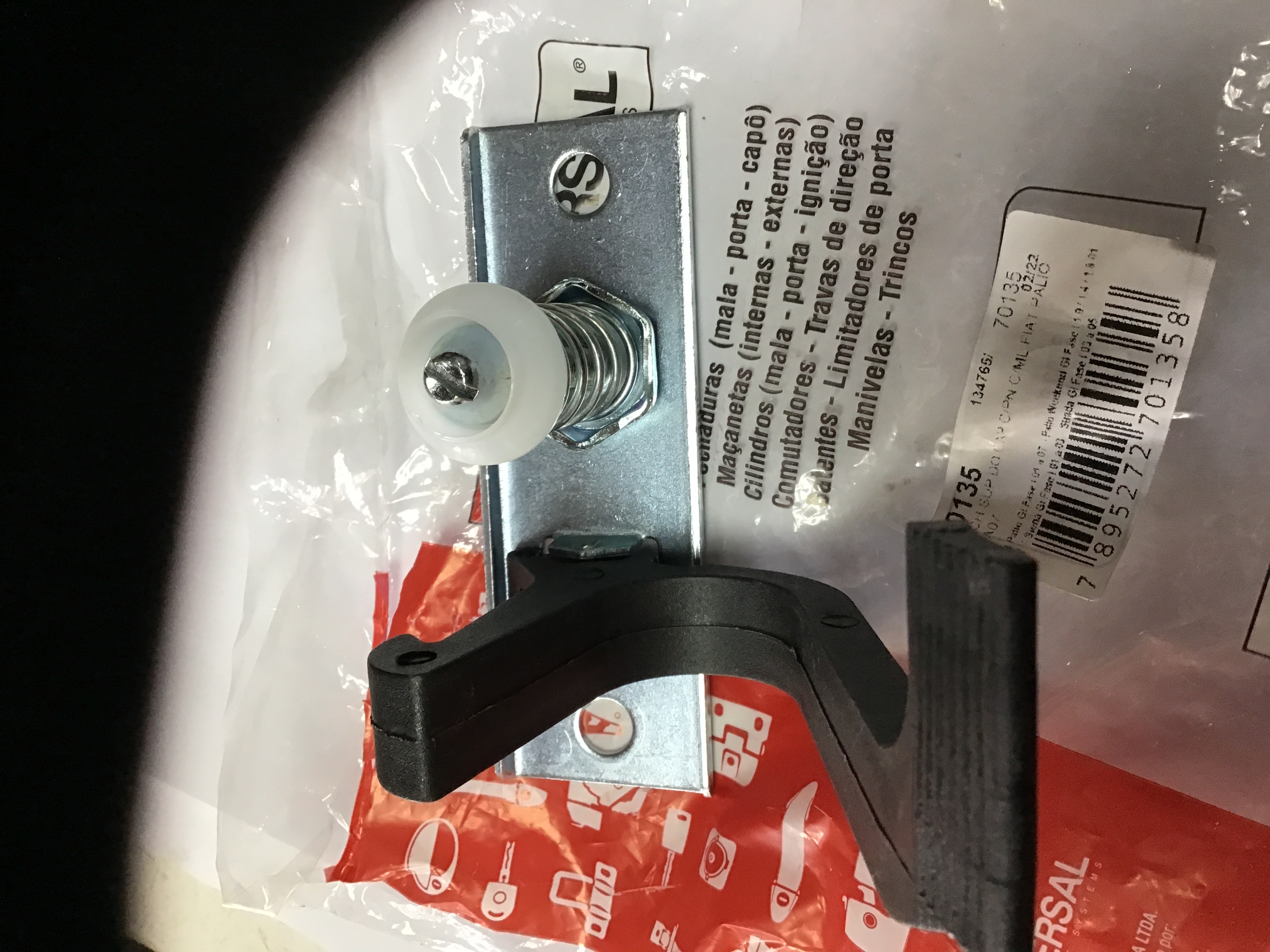 CERRADURA DE CAPOT SUPERIOR