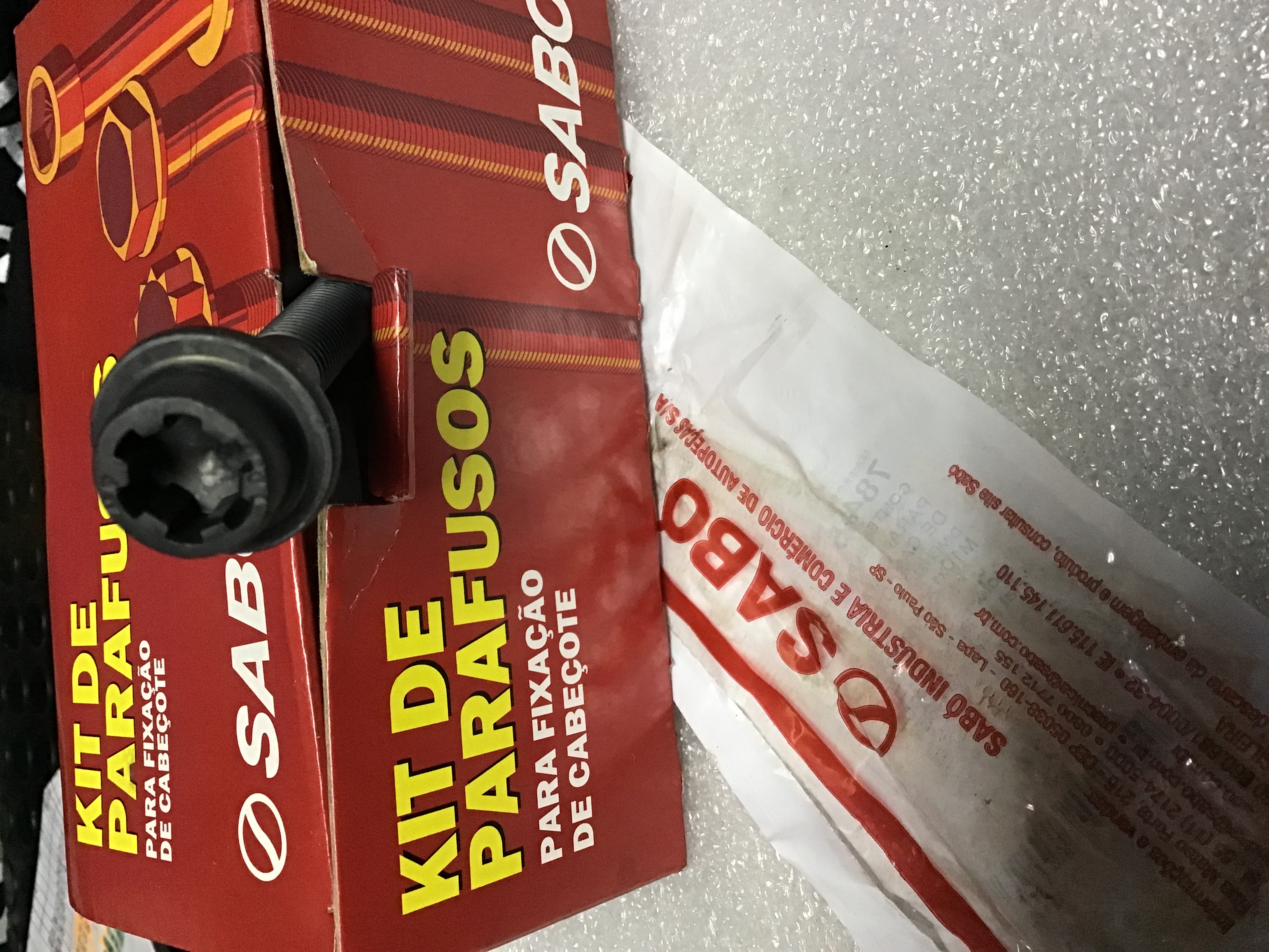 JUEGO DE TORNILLOS DE CAMARA (10 UNDS)