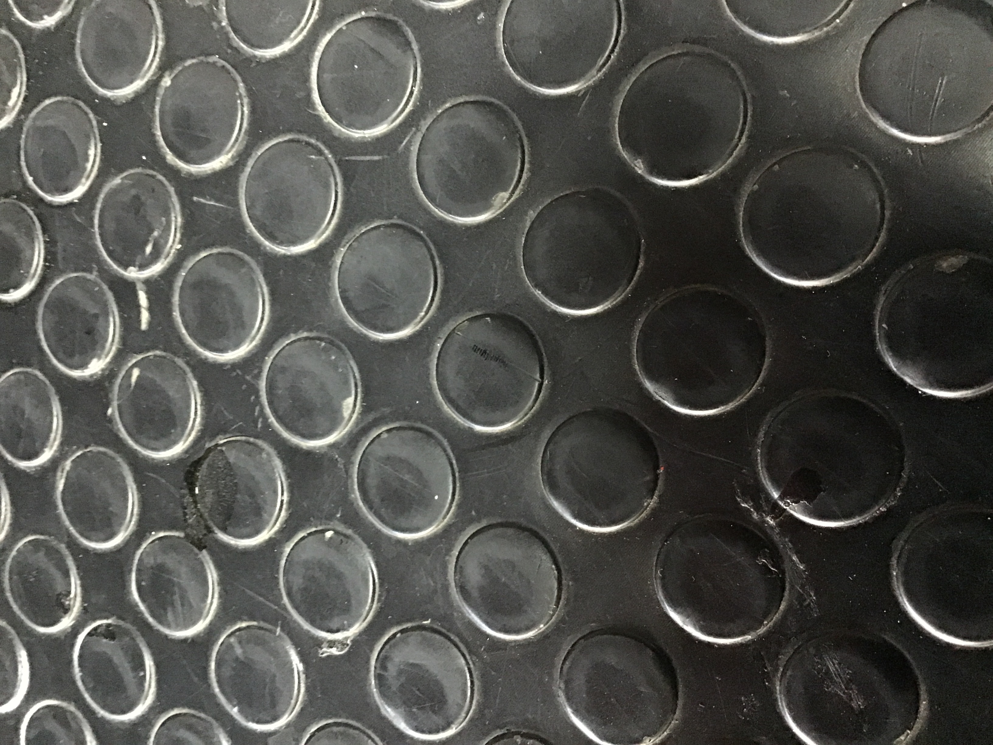 PARRILLA FRONTAL  S/ EMBLEMA