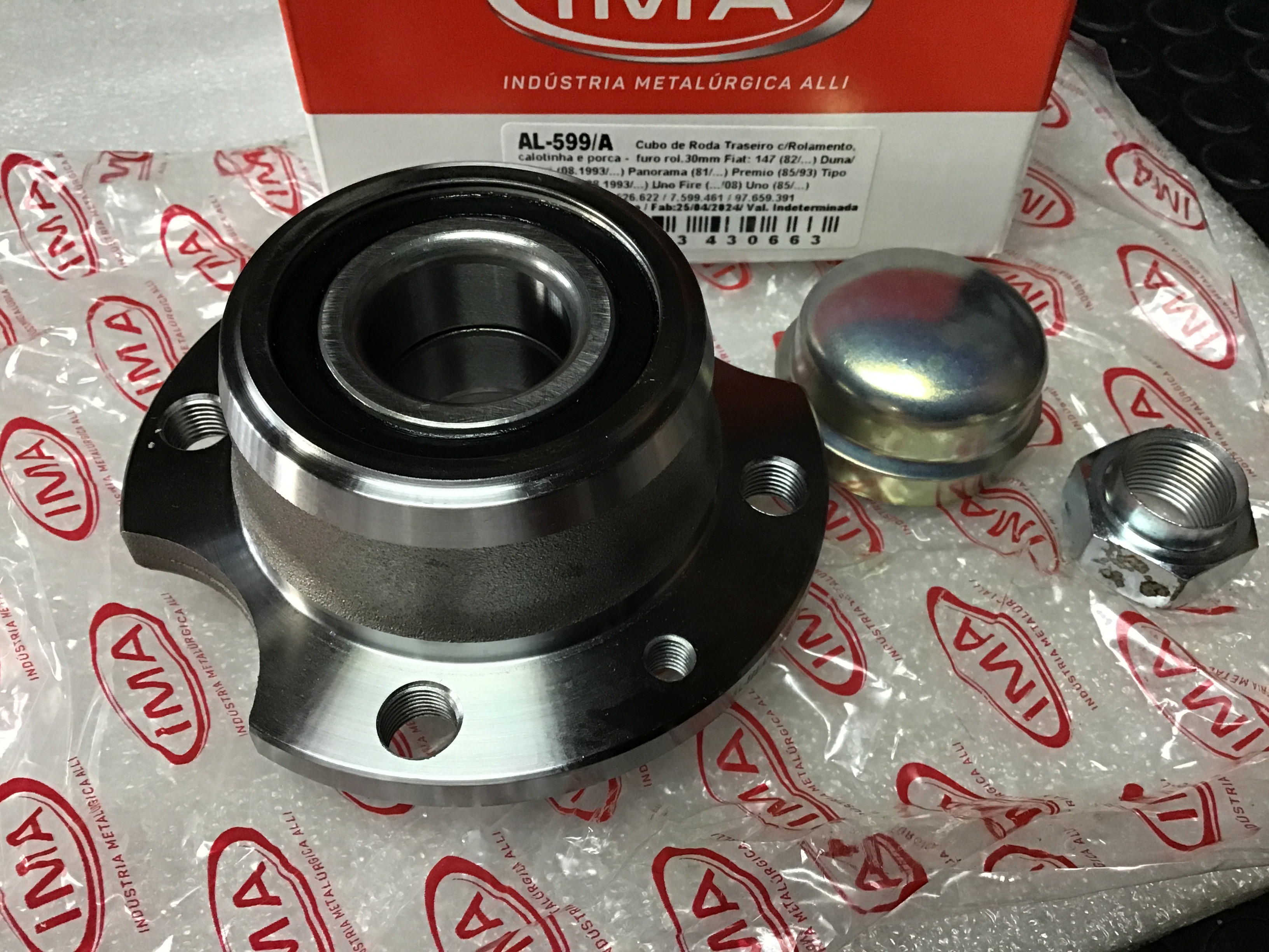 MOZO DE RUEDA TRASERA