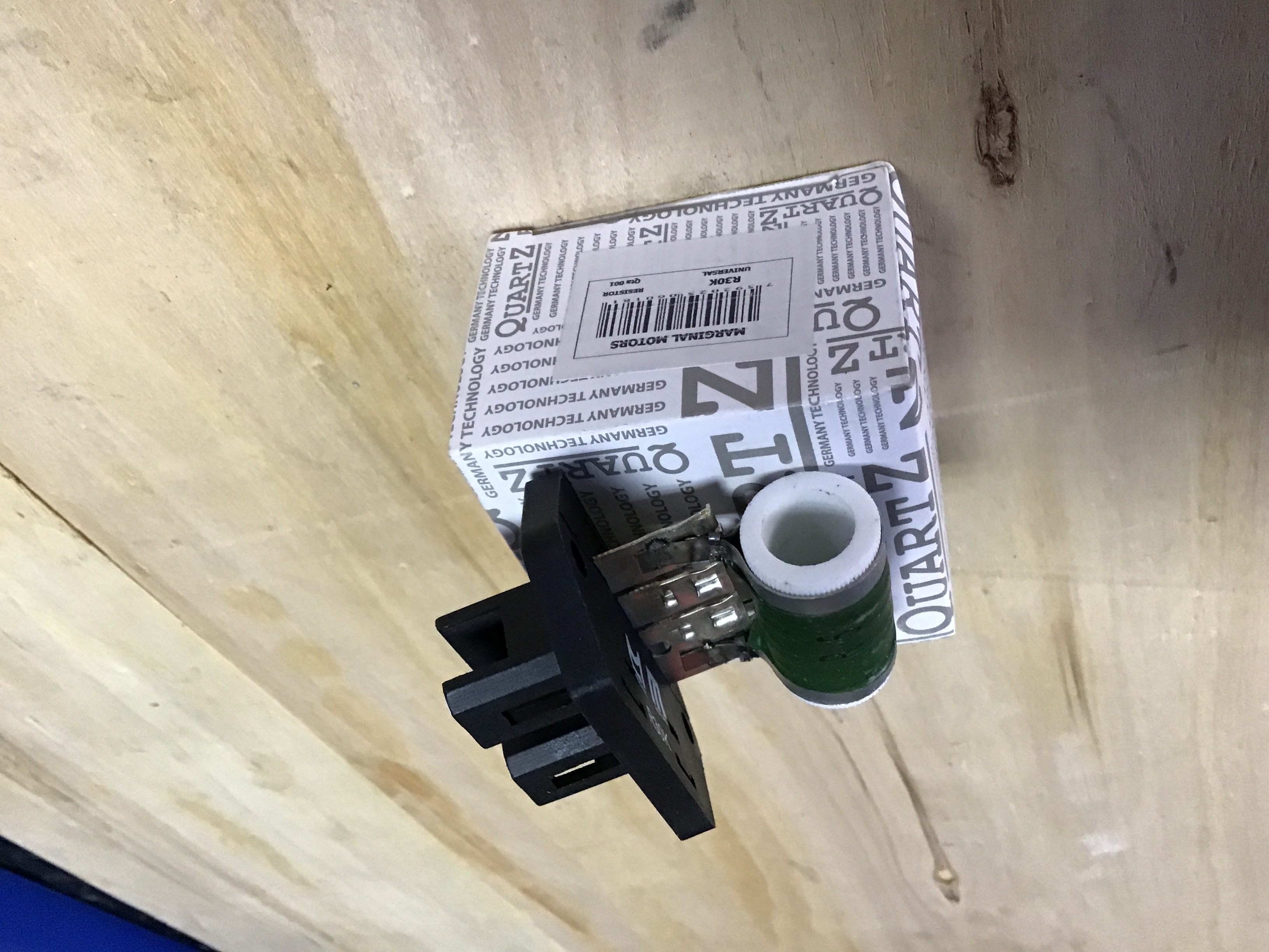 RESISTENCIA DE ELECTROVENTILADOR 